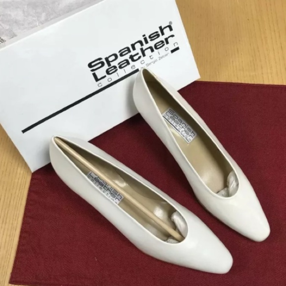 Spanish leather collection woman’s heels size 9.5